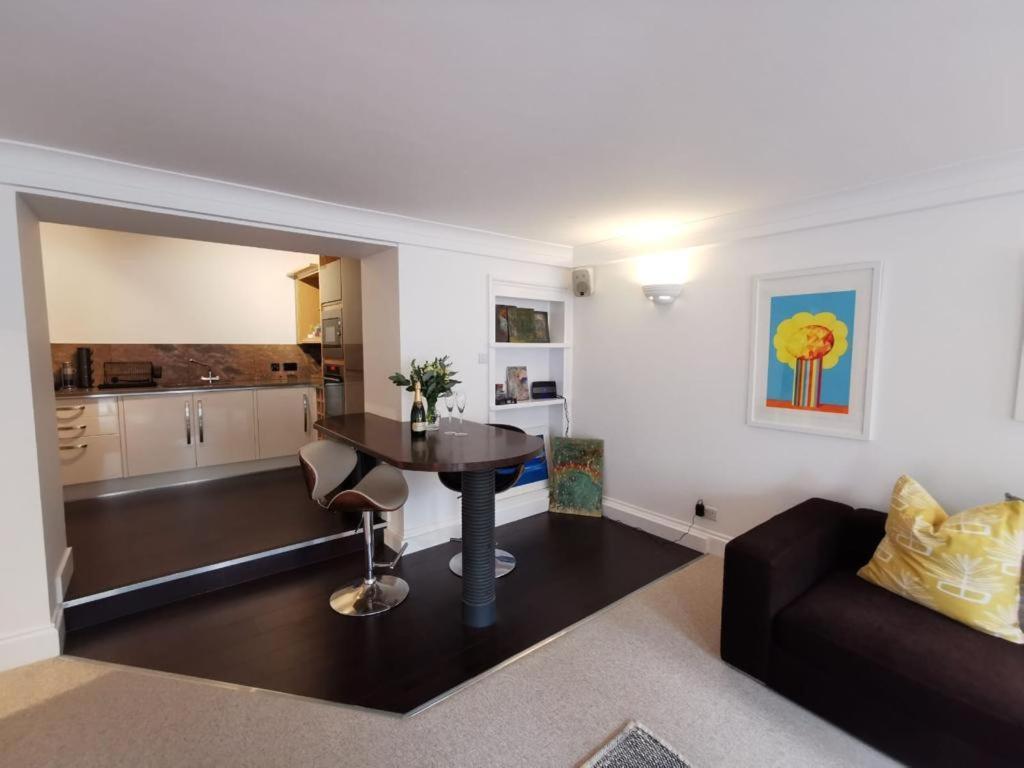 Sandsifter At 4 Trencrom Court, Carbis Bay,st Ives, Cornwall *